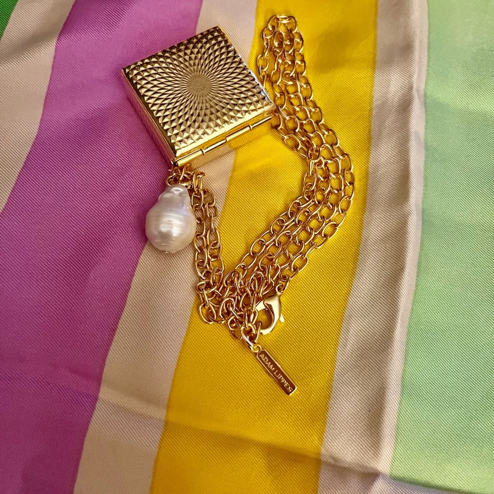 Adam lippes Necklace with pearl and gold  box on the necklace as pendants